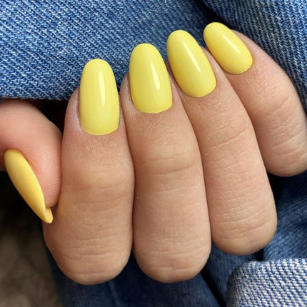 Victoria Vynn Pure Gel Polish | #172 Yellow Delight