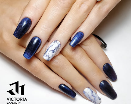 Victoria Vynn Salon Gellak | #233 Stone Cat Eye Tanzanite