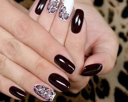 Victoria Vynn Pure Gel Polish | #136 Dark Truffle